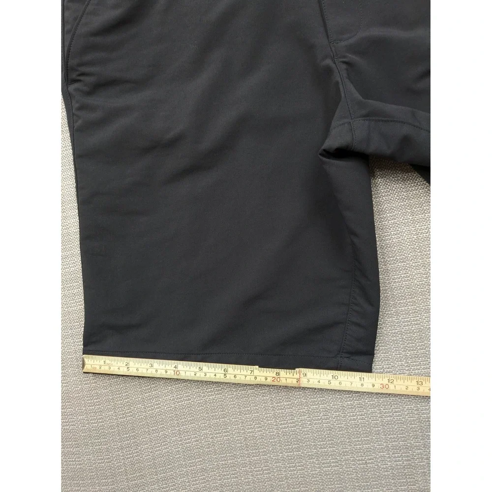 Under Armour Shorts Mens 38 Black HeatGear Golf 10 Inseam Stretch Lightweight